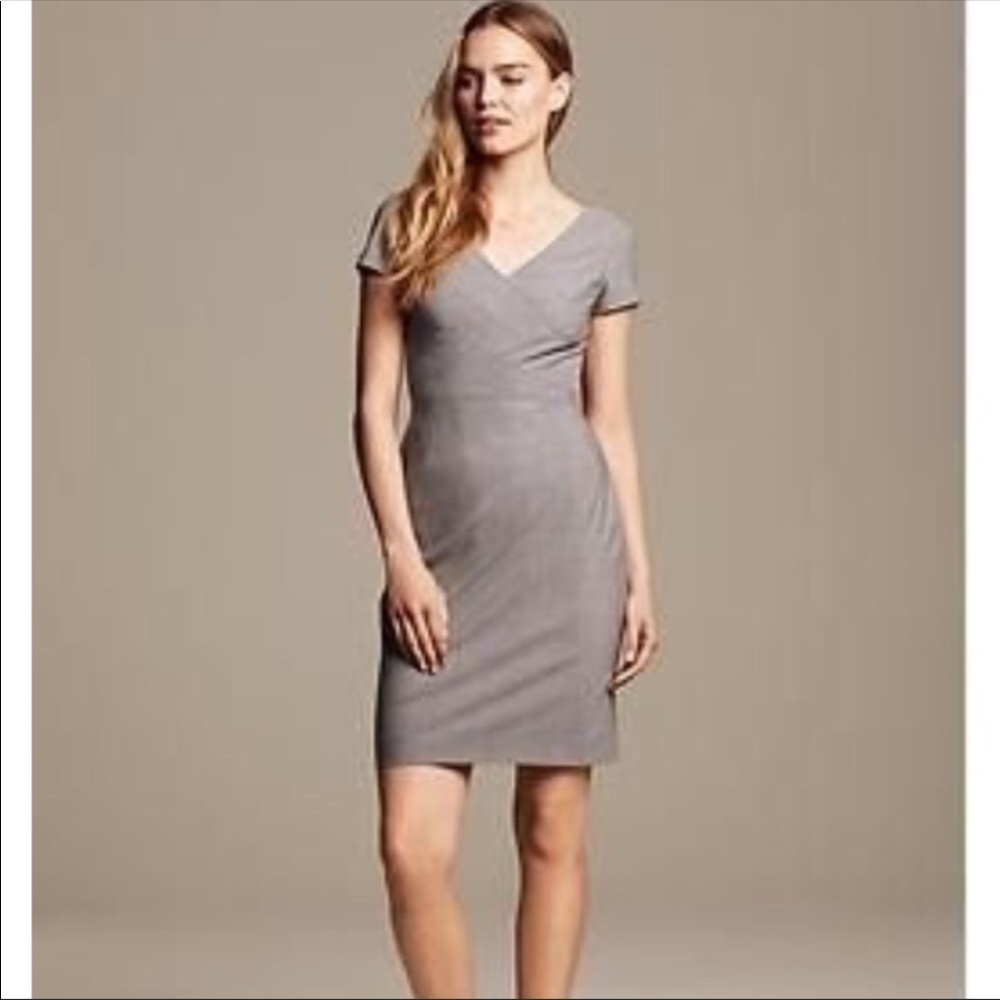 Banana Republic NWT pin strip dress